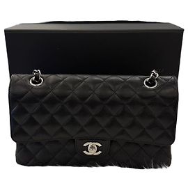 Chanel Classic Medium Caviar Silver Hardware Silvery