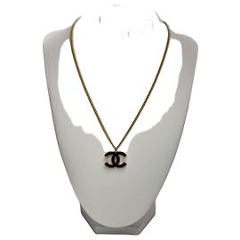 Chanel Collier avec logo CC (Collier or noir) Noir