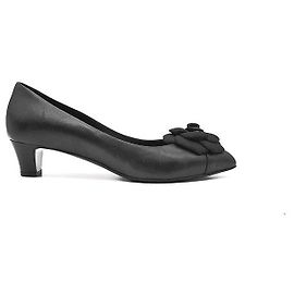 Chanel Camellia Pumps Black
