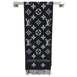 Louis Vuitton Bufanda y pañuelo Essential Monogram Plata