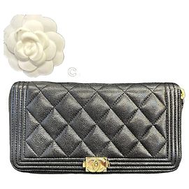 Chanel Carteira longa Boy Gold Series Multicor