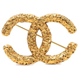 Spilla Chanel Gold CC placcata oro con rilievo barocco D'oro