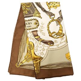 Lenço de seda Hermès Beige Etriers 90 Bege