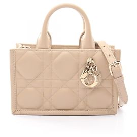 Bolsa Christian Dior Dior Macro Cannage Book Tote Mini Bege