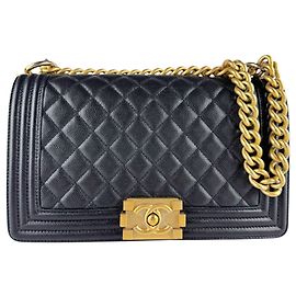 Bolsa de ombro Boy da Chanel em couro de vitelo granulado preto Preto