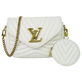 Louis Vuitton New Wave Multi Pochette en cuir matelassé Blanc