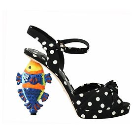 Dolce & Gabbana Sandálias de bolinhas para mulher com salto de peixe Preto Branco Multicor
