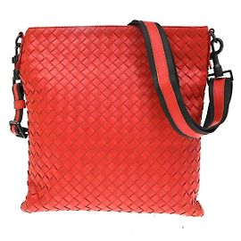 Bottega Veneta Flat Messenger Intrecciato Nappa Medium Red