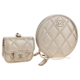 CHANEL Étui Matelassé pour AirPods Pro Set Pochette Cuir Gold CC Auth 191648SM Doré
