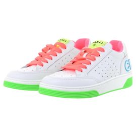 Baskets basses Chanel en cuir Blanc/Néon avec logo Taille 37.5 Rose Blanc Bleu Vert