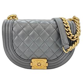 Bolsa Chanel Boy de ombro em cinza Marrom