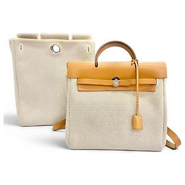 Hermès Mochila de couro Hermes Herbag Ad PM Bege Outro