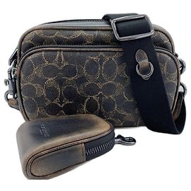 Borsa a tracolla Coach Finlay Crossbody Signature Marrone