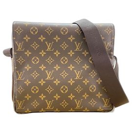 Bolsa de Ombro Louis Vuitton Naviglio Marrom