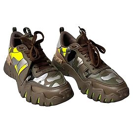 Valentino Garavani Camouflage Sneaker Braun Grün Grau Gelb Metallisch