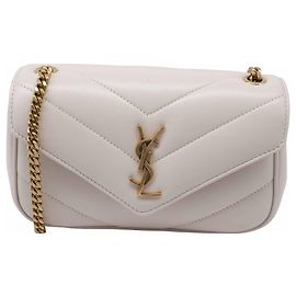 Yves Saint Laurent Bolsa Small Matelasse Loulou Saint Laurent em couro de cordeiro branco Branco Cru