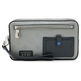 Clutch Louis Vuitton Alpha Monogram Satellite Argento Metallico