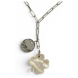 Colar com pingente Clover Chanel Prata Metálico