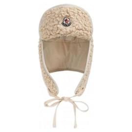Moncler Reversible Teddy Hat White