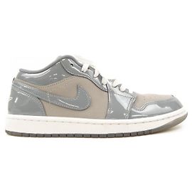 Autre Marque Nike Jordan Sneaker Braun