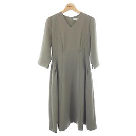 Autre Marque CELFORD Kleid Grün Khaki