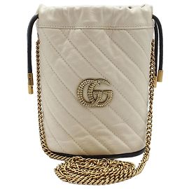 Gucci Bolsa transversal mini bucket redondo GG Marmont Branco