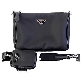Prada Borsa a tracolla e messenger bag in nylon nero Nero
