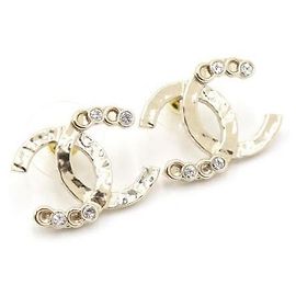 Chanel Brincos CC Logo com strass Multicor