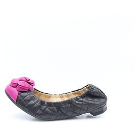 Chanel Sapatilhas de bailarina com camélia roxo acolchoado preto para mulher Preto
