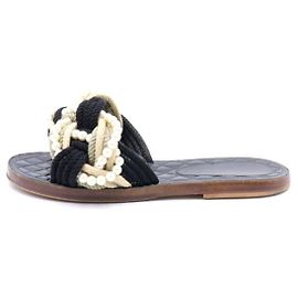 Chanel Sandálias e chinelos de pele de cordeiro preta com corda de tecelagem de pérolas para mulheres Preto