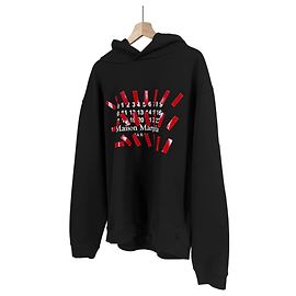 Maison Martin Margiela Oversized-Kapuzenpullover für Herren mit Taping Number Logo Schwarz Rot