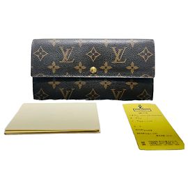 Louis Vuitton Monogram Sarah Wallet Brown