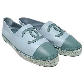 Chanel Espadrilles slip-on in pelle di agnello bicolore blu e verde scuro Blu