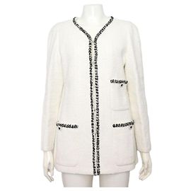 Chanel White Tweed Women's Jacket Season White