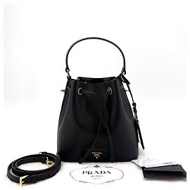 Prada Borsa a secchiello in pelle Saffiano Nero