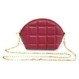 Bottega Veneta Bolsa de ombro meia-lua com corrente Amaranto Burgundy em couro Napa acolchoado Vermelho