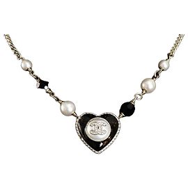 Chanel Collana da donna con logo CC, cuore nero e perle di cristallo Multicolore
