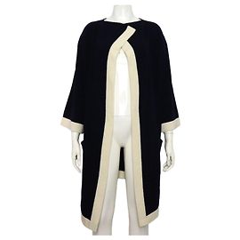 Chanel Lunga giacca cardigan in cashmere da donna blu navy scuro Blu