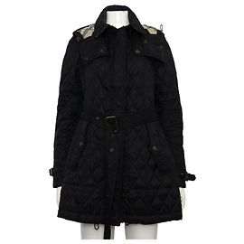 Burberry Jaqueta acolchoada com padrão de diamante e cinto para mulher Preto