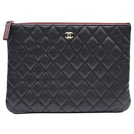 Chanel Caviar Clutch New Medium Black