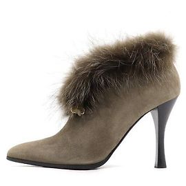 Hermès Botas de cano curto de camurça e pele para mulher Marrom