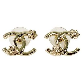 Chanel Boucles d'oreilles fleur de camélia en or Doré
