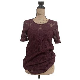 Top de renda Burberry Bordeaux