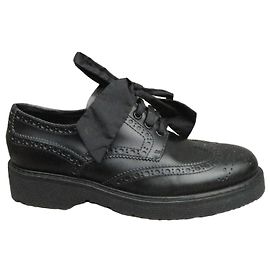 Derbies Prada estado nuevo Negro
