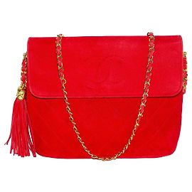 Chanel Classique Matelassé Sac à Bandoulière en Daim Rouge avec Pompon