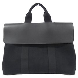 Hermès Hermes Valparaiso MM Handbag Black
