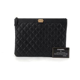 Chanel Clutch Caviar Gold Boy New Medium Preto