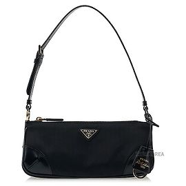 Prada Borsa a Spalla Lina in Nylon Nero