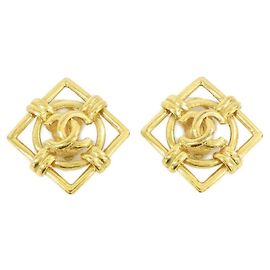 Boucles d'oreilles à clip dorées Chanel Doré