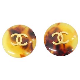 Brincos de clip Chanel marrom e dourado Marrom Dourado